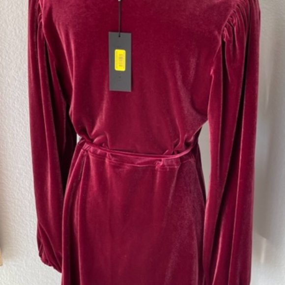 Gianni Bini Velvet Wrap Dress In Merlot - Size Medium - New with Tags - Picture 6 of 6